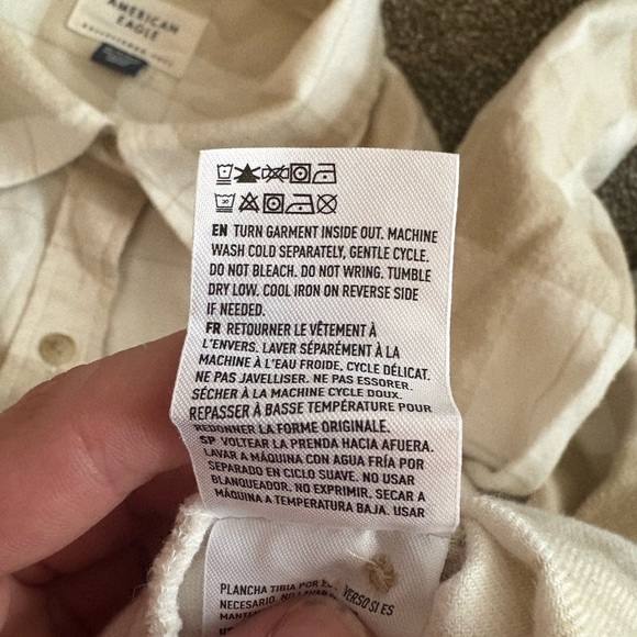 NWB American Eagle Oversized Plaid Button-Up Shirt - Picture 14 of 16